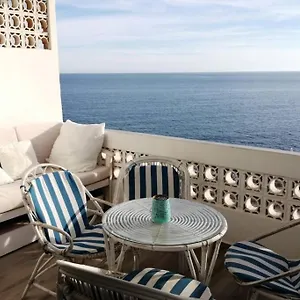 Frente Al Mar. Apartamento